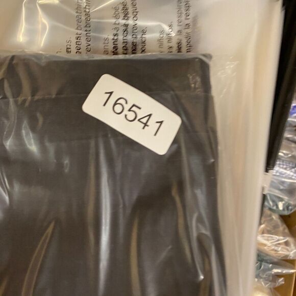 Adolfo Studio Shorts Women 22W Plus Black High Rise Bermuda Linen Flat Front - Picture 9 of 9